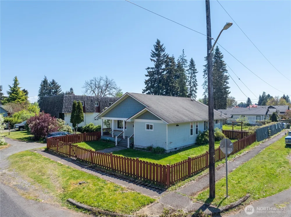 928 W Cherry Street Centralia, WA 98531