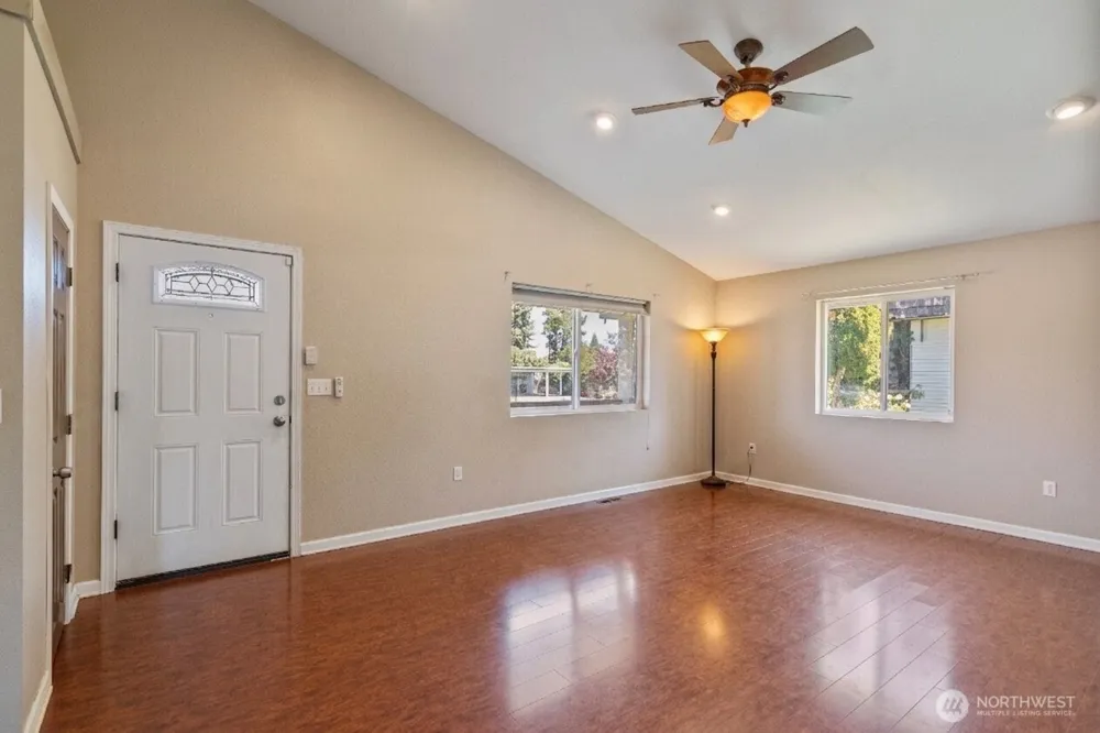 928 W Cherry Street Centralia, WA 98531