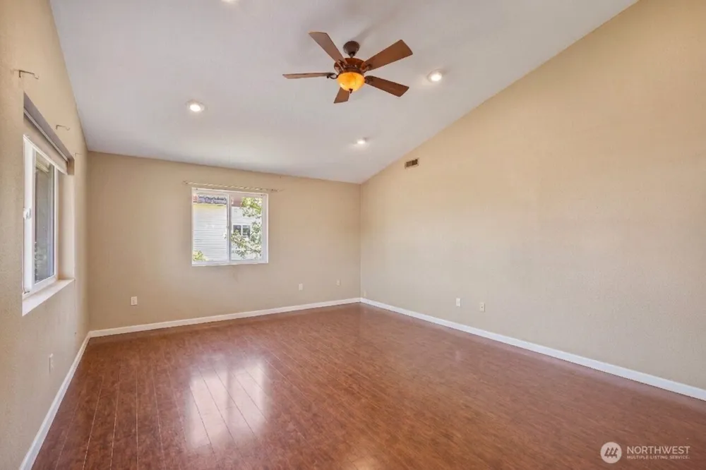928 W Cherry Street Centralia, WA 98531