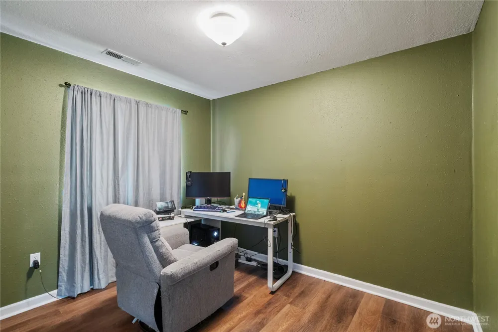 928 W Cherry Street Centralia, WA 98531