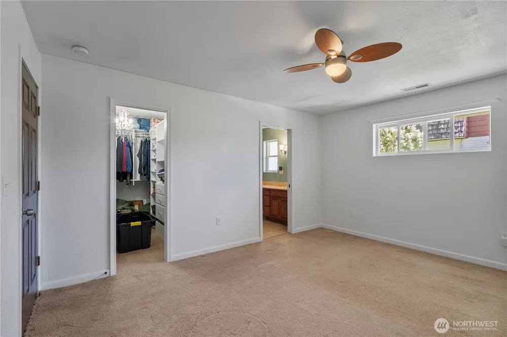 928 W Cherry Street Centralia, WA 98531