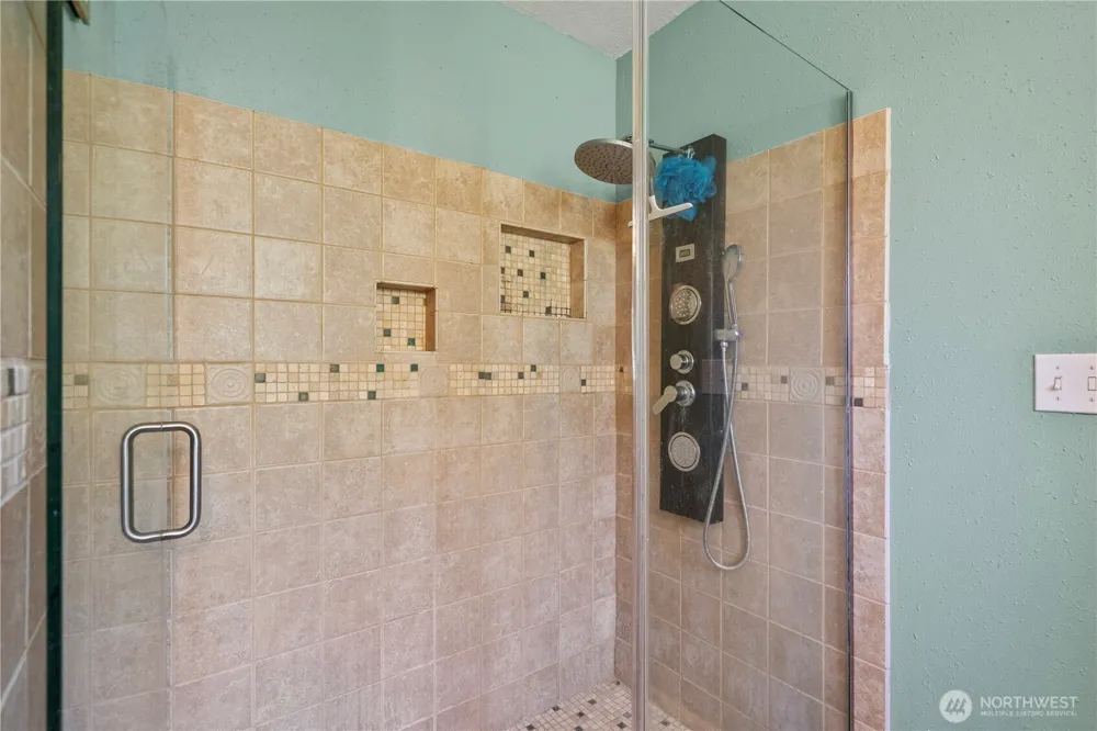 928 W Cherry Street Centralia, WA 98531