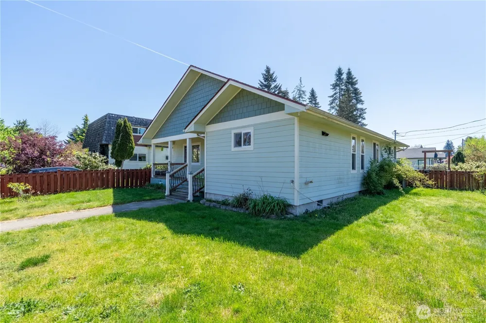 928 W Cherry Street Centralia, WA 98531
