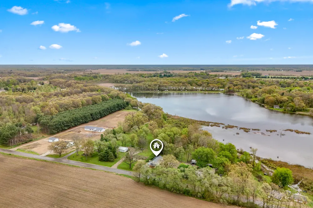 68505 Sweet Lake Road Sturgis, MI 49091