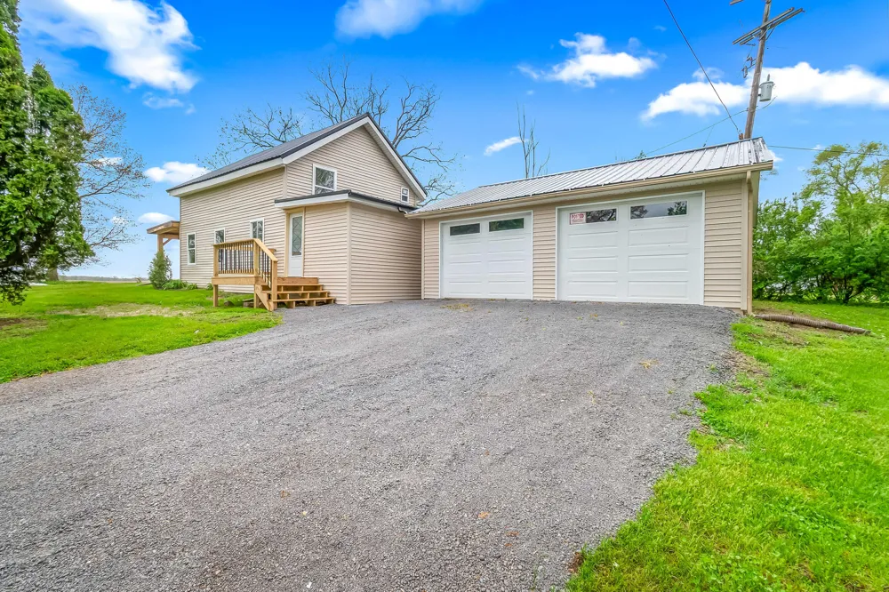 68505 Sweet Lake Road Sturgis, MI 49091