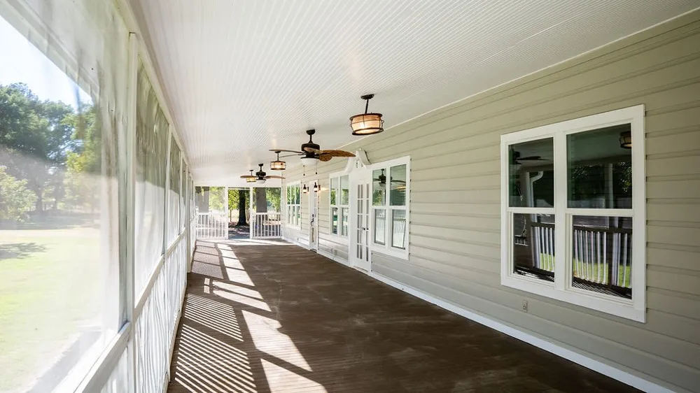 213 County Road 2320 Telephone, TX 75488