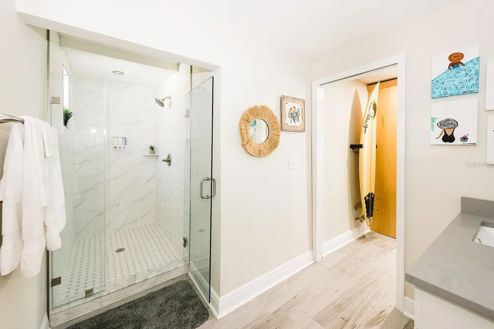 106 E BAY DRIVE Treasure Island, FL 33706
