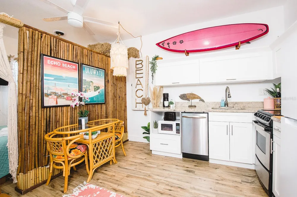 106 E BAY DRIVE Treasure Island, FL 33706