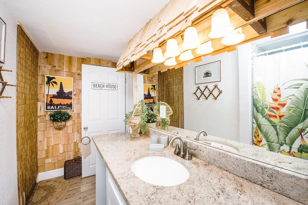 106 E BAY DRIVE Treasure Island, FL 33706