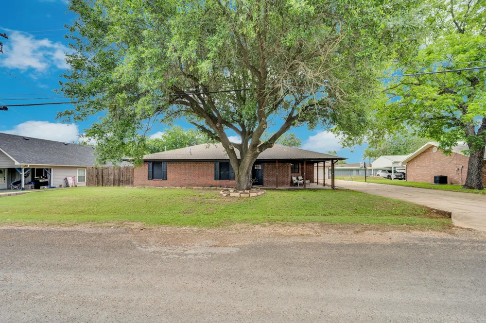 505 Trice Street Maypearl, TX 76064
