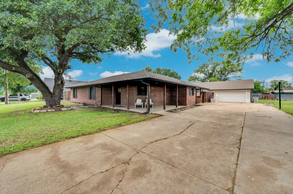 505 Trice Street Maypearl, TX 76064
