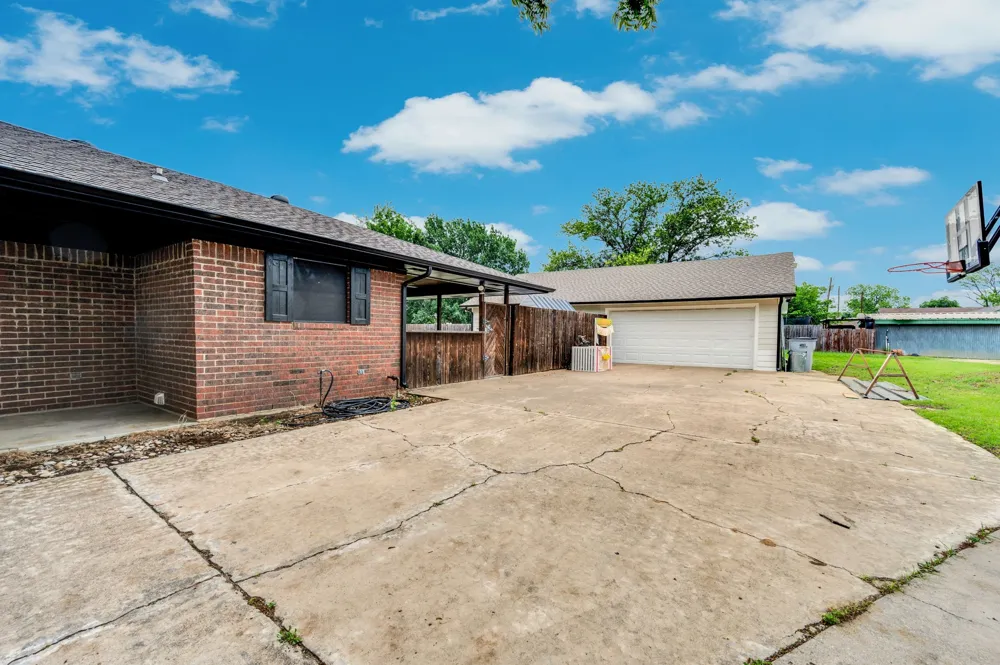 505 Trice Street Maypearl, TX 76064