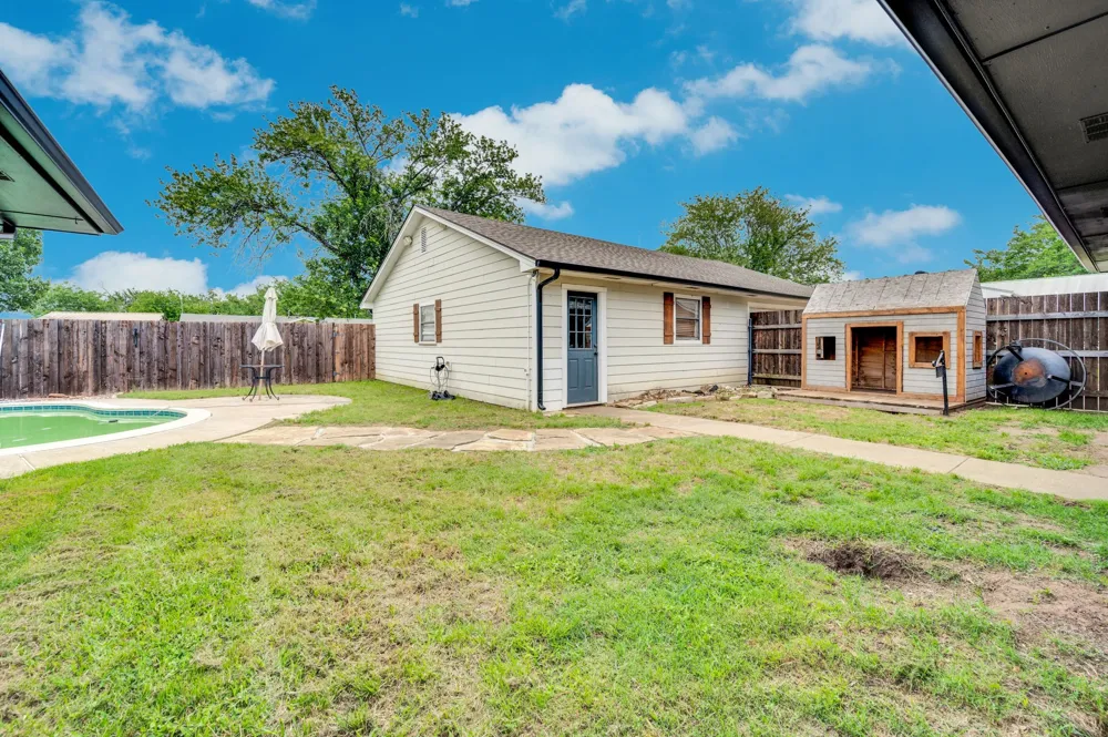 505 Trice Street Maypearl, TX 76064