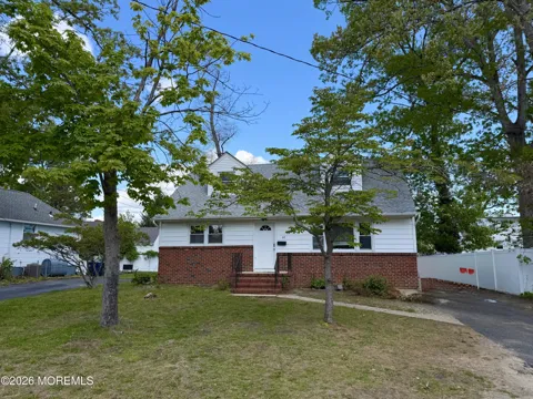 24 Berger Avenue