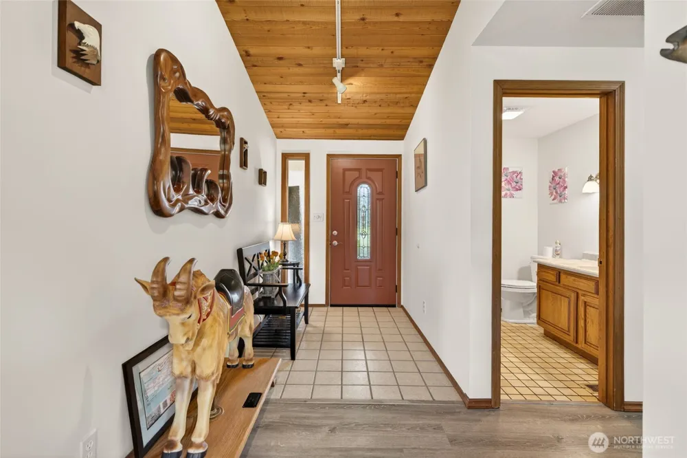 1211 314th Place Ocean Park, WA 98640