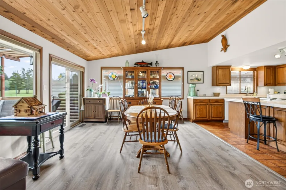 1211 314th Place Ocean Park, WA 98640