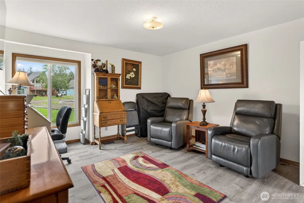 1211 314th Place Ocean Park, WA 98640