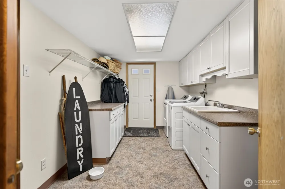 1211 314th Place Ocean Park, WA 98640