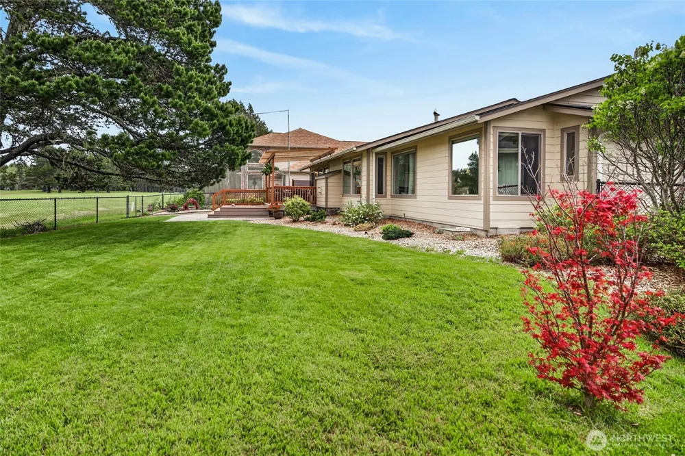 1211 314th Place Ocean Park, WA 98640