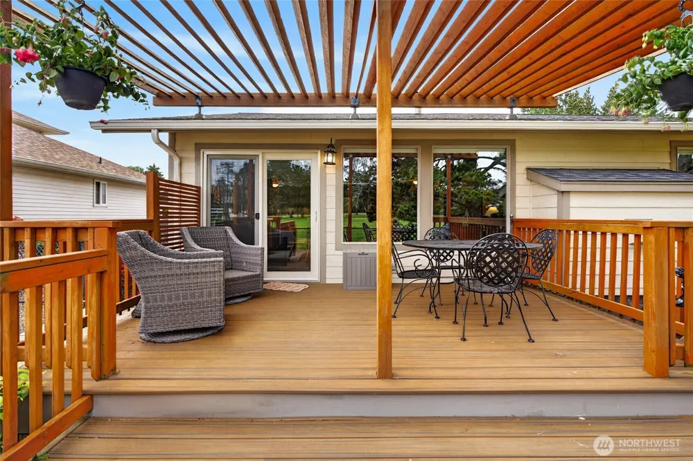 1211 314th Place Ocean Park, WA 98640