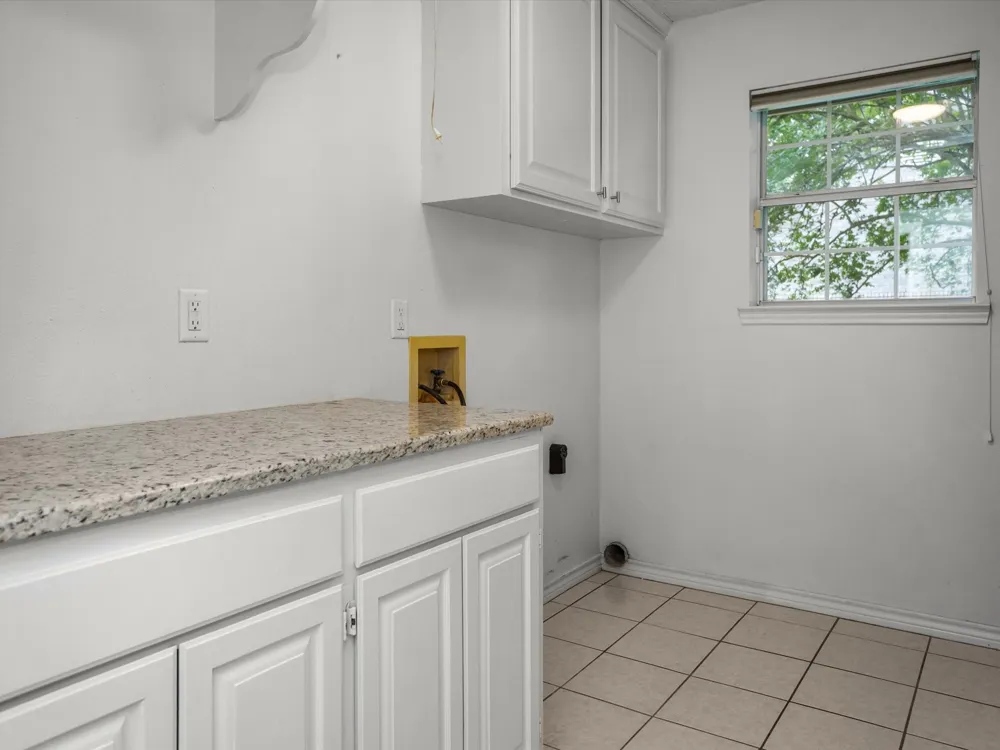 123 Crown Colony Drive Lufkin, TX 75901
