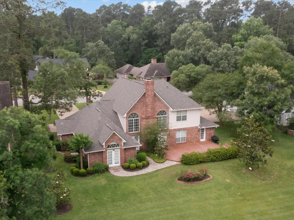 123 Crown Colony Drive Lufkin, TX 75901