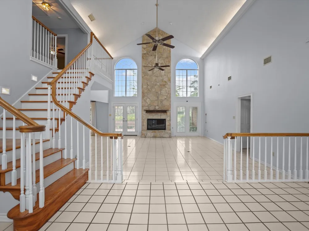 123 Crown Colony Drive Lufkin, TX 75901