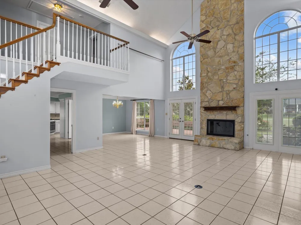 123 Crown Colony Drive Lufkin, TX 75901