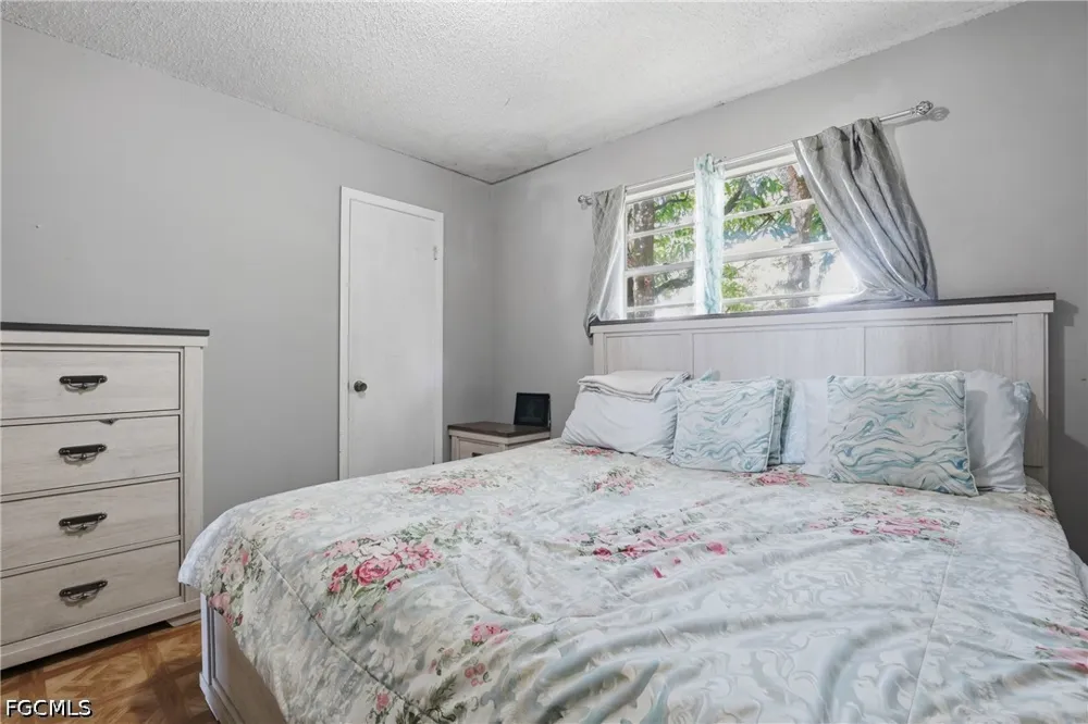 Mississippi Avenue Clewiston, FL 33440