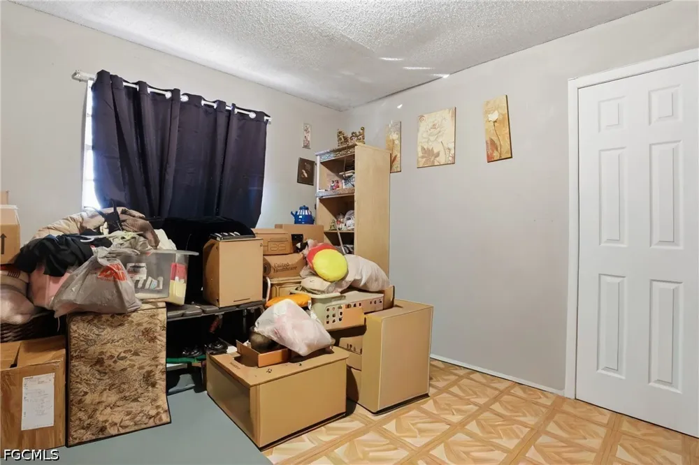 Mississippi Avenue Clewiston, FL 33440