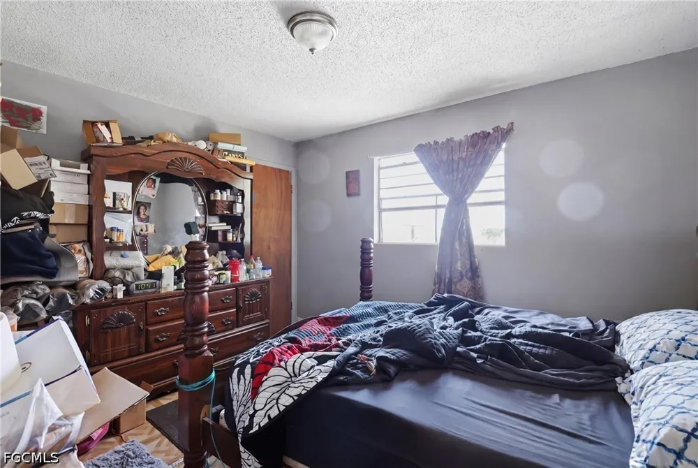Mississippi Avenue Clewiston, FL 33440