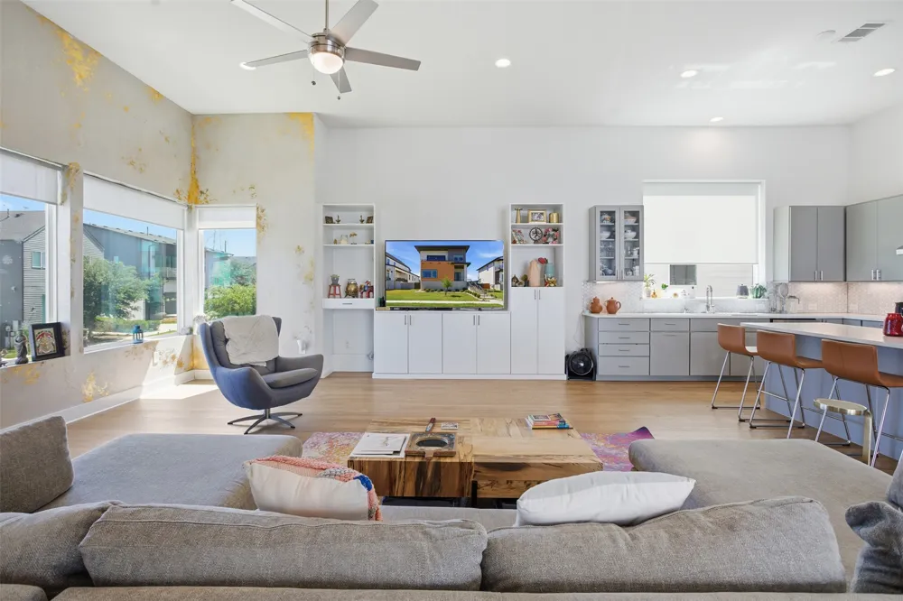6216 Toscana Avenue Austin, TX 78724