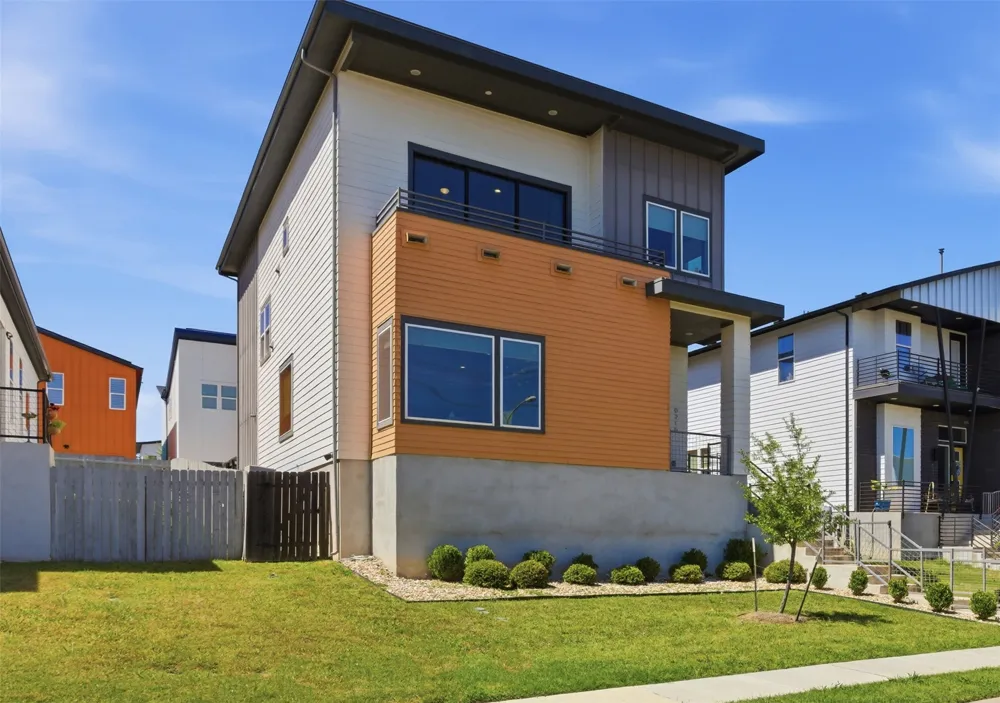 6216 Toscana Avenue Austin, TX 78724