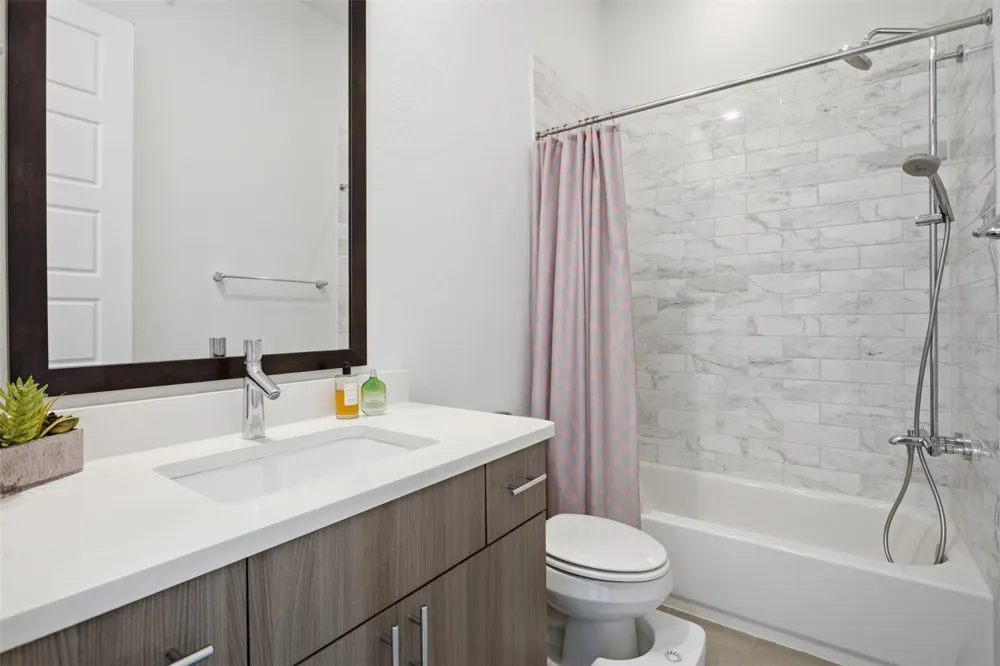 6216 Toscana Avenue Austin, TX 78724