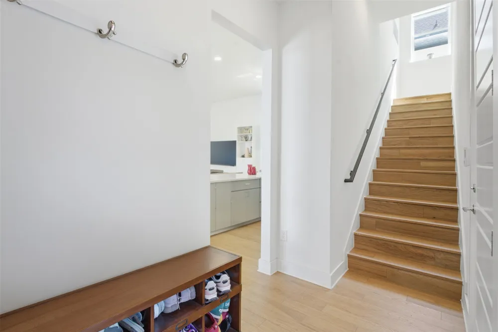 6216 Toscana Avenue Austin, TX 78724