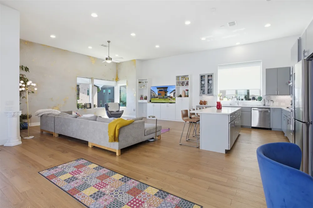 6216 Toscana Avenue Austin, TX 78724