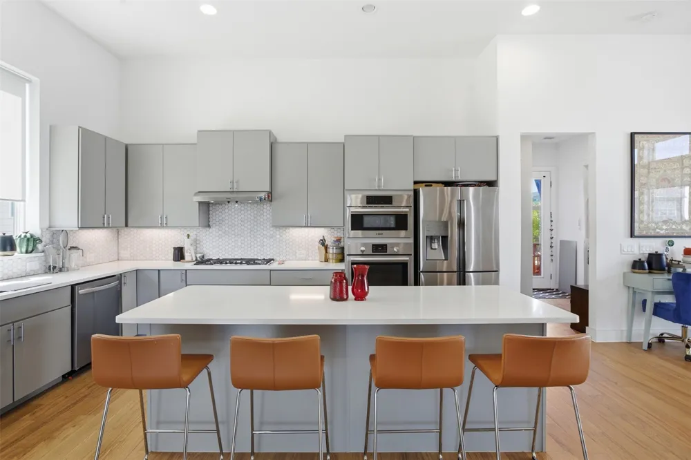 6216 Toscana Avenue Austin, TX 78724