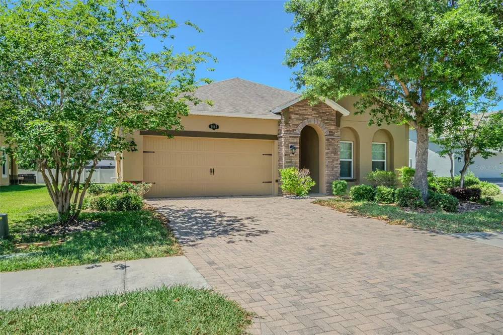 1667 NATURE VIEW DRIVE Lutz, FL 33558