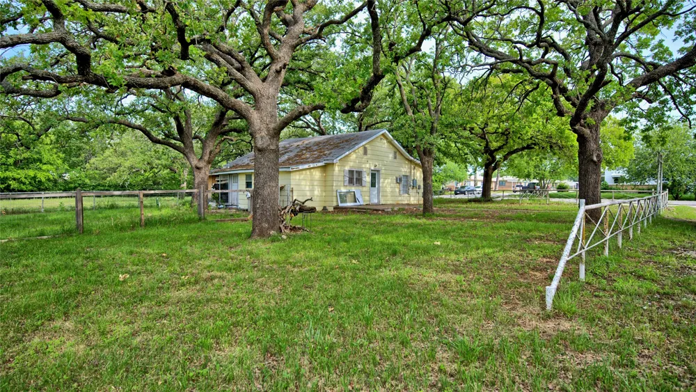 201 Croxton Street Nocona, TX 76255