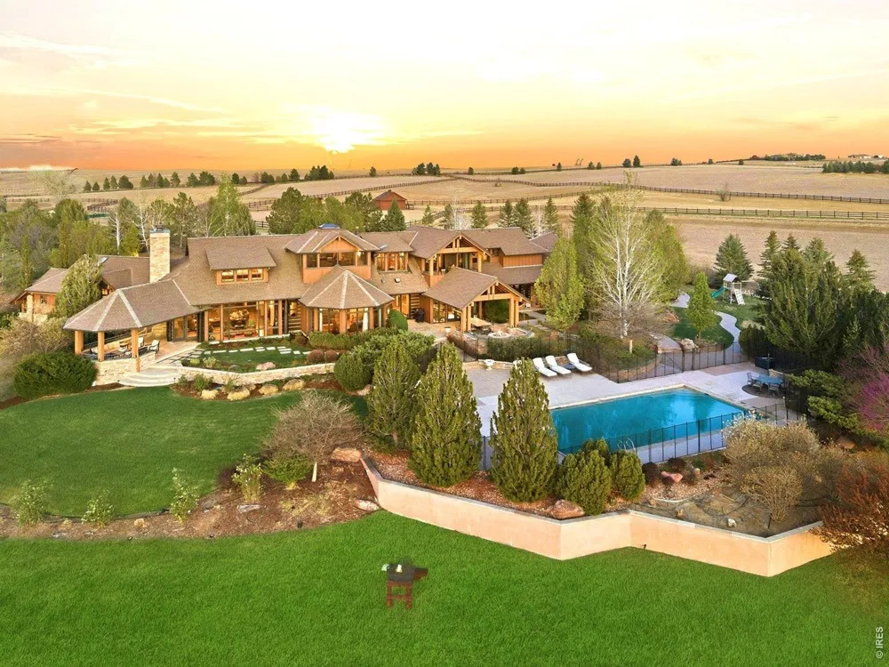15383 E County Line Road Berthoud, CO 80513