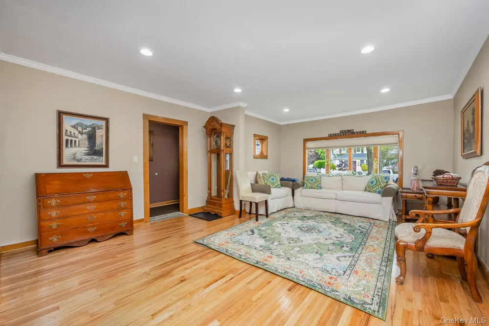 88-68 Commonwealth Boulevard Bellerose, NY 11426