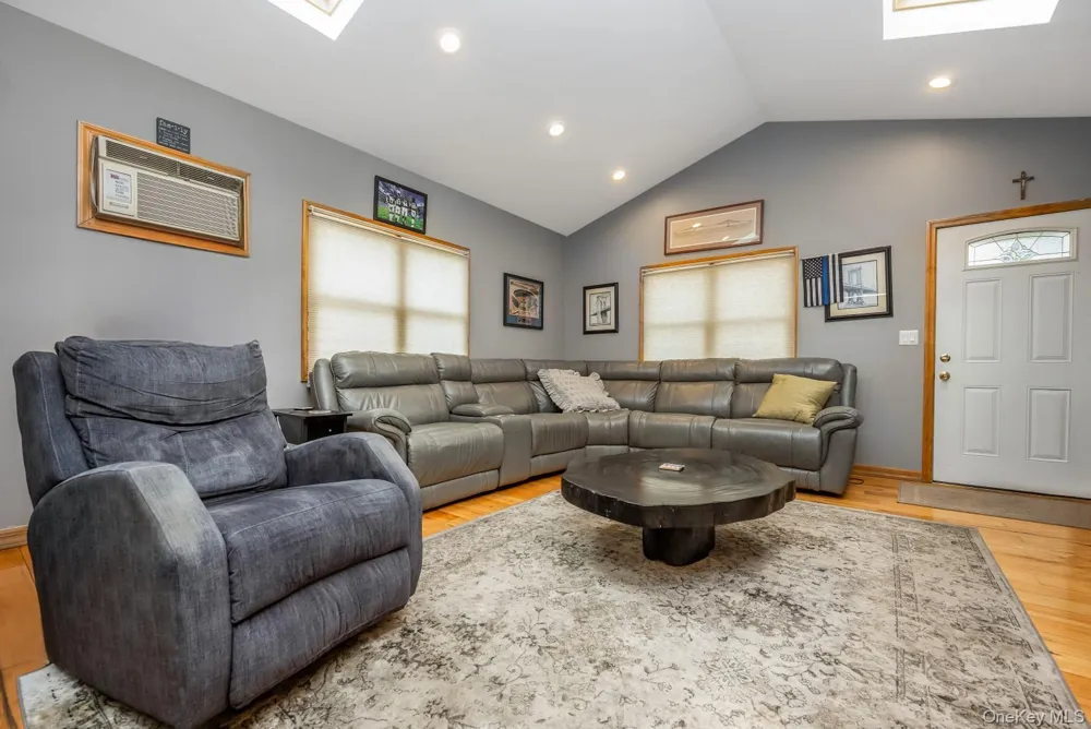 88-68 Commonwealth Boulevard Bellerose, NY 11426