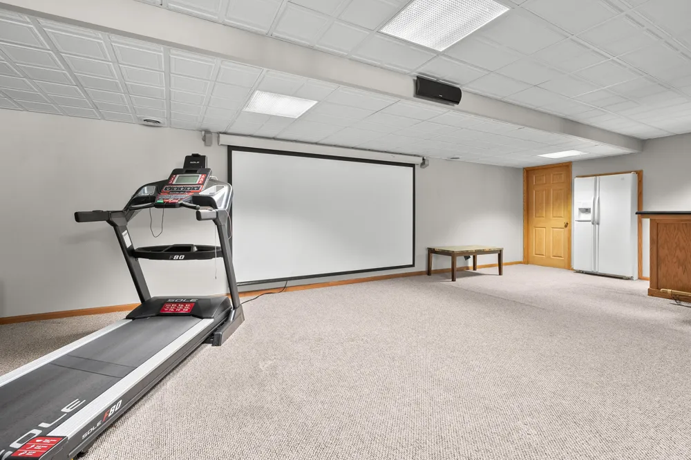 6147 Autumn Ridge Richland, MI 49083
