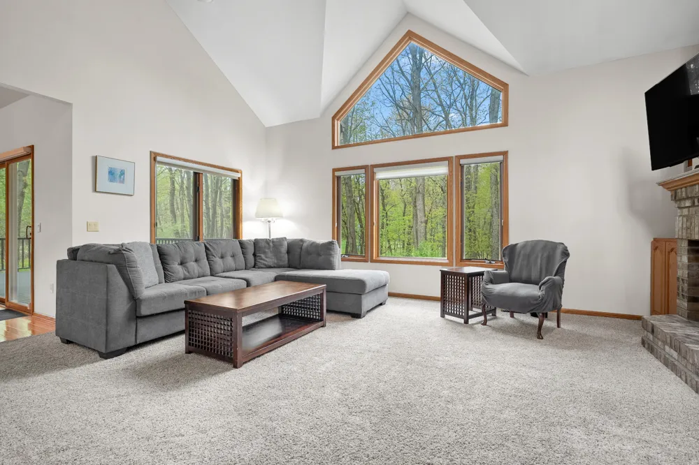 6147 Autumn Ridge Richland, MI 49083