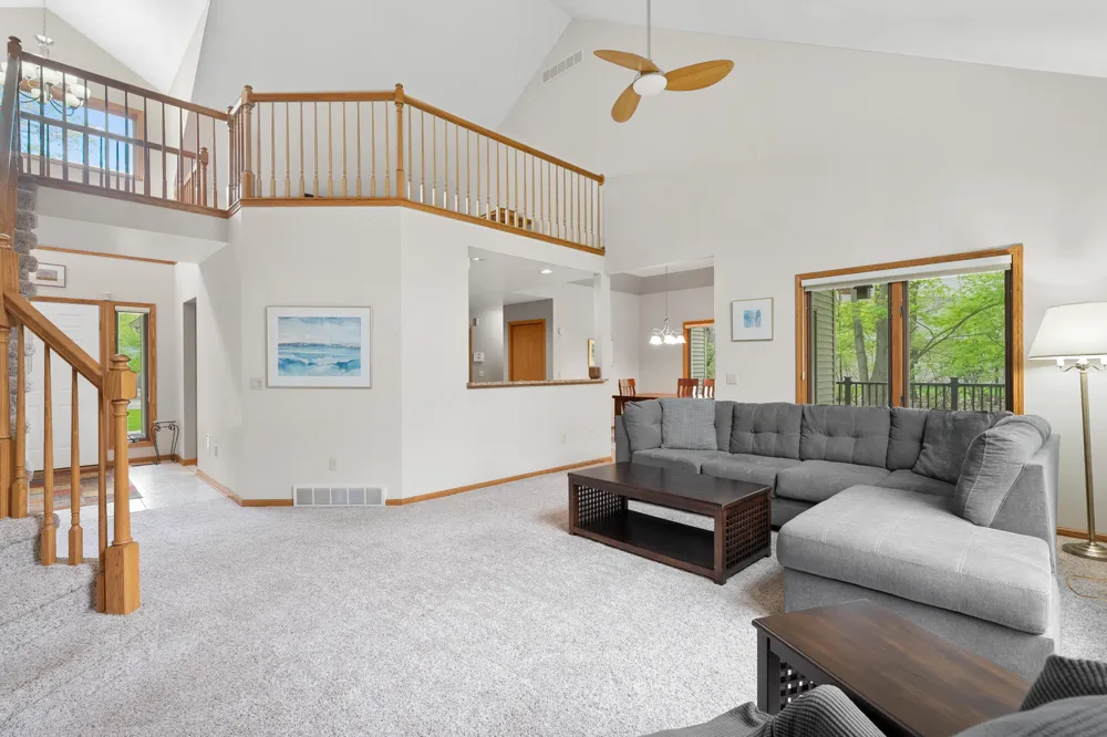 6147 Autumn Ridge Richland, MI 49083
