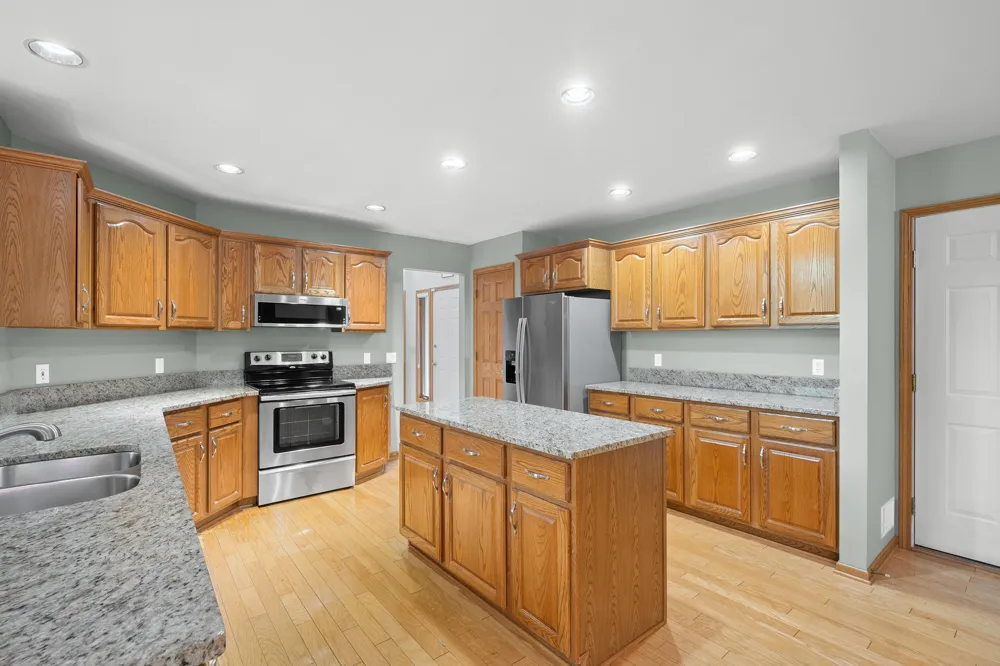 6147 Autumn Ridge Richland, MI 49083