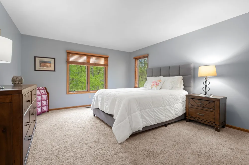 6147 Autumn Ridge Richland, MI 49083