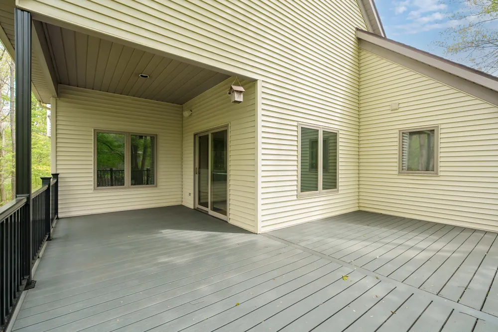 6147 Autumn Ridge Richland, MI 49083