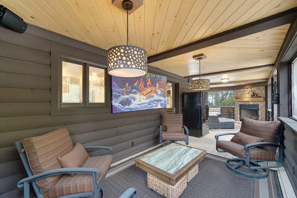 12 Ridge Drive Dune Acres, IN 46304