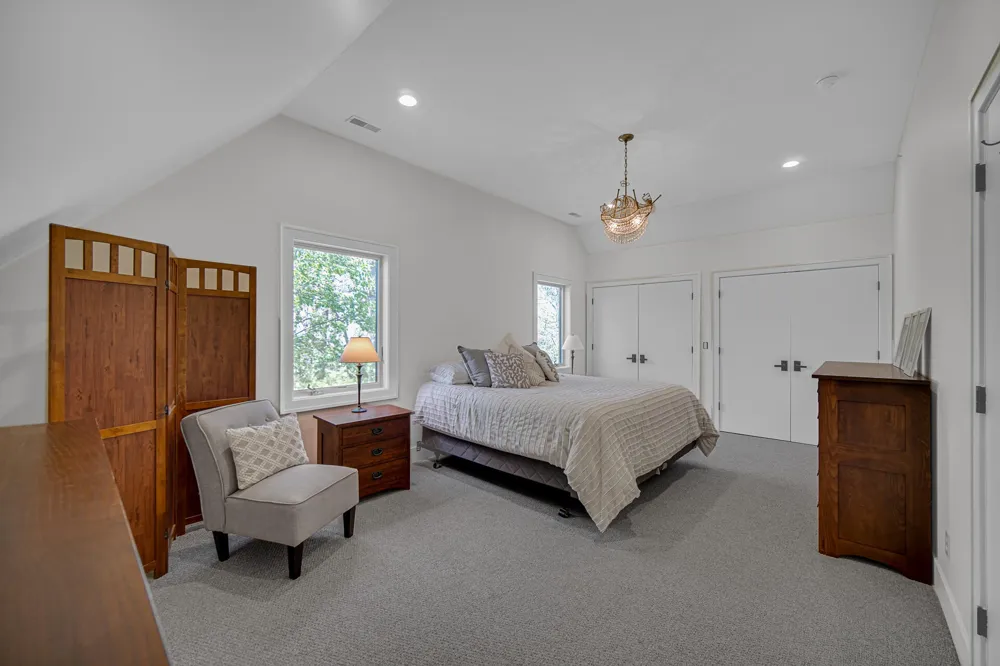 12 Ridge Drive Dune Acres, IN 46304